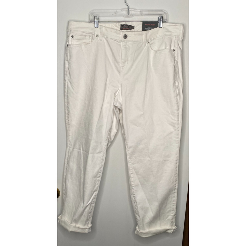 Torrid white boyfriend jeans size 22